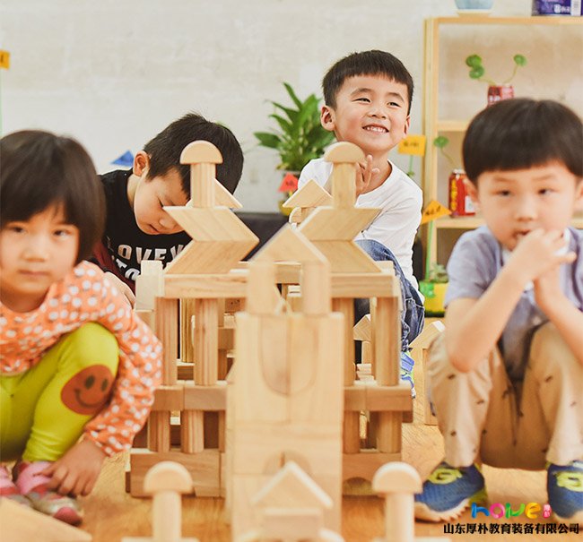 幼兒園小班建構區(qū)目標 人人都是建筑師